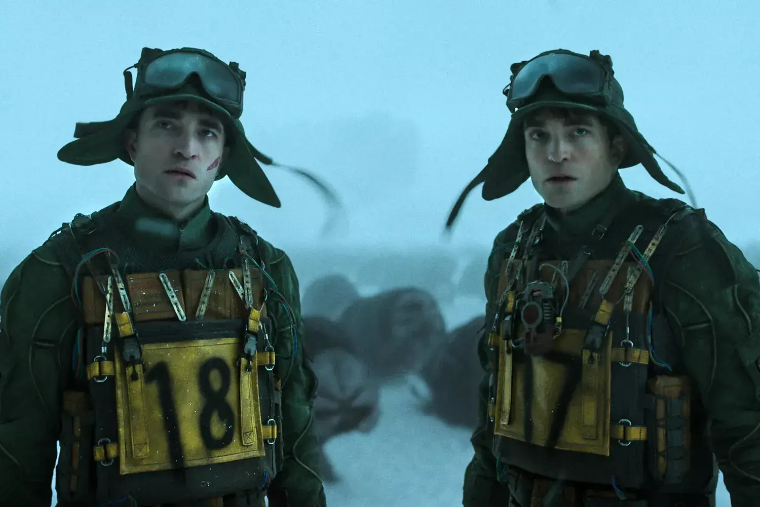 Robert Pattinson tries to kill Robert Pattinson in Mickey 17 clip: 'You're such a little bitch' (exclusive) Related images #7
