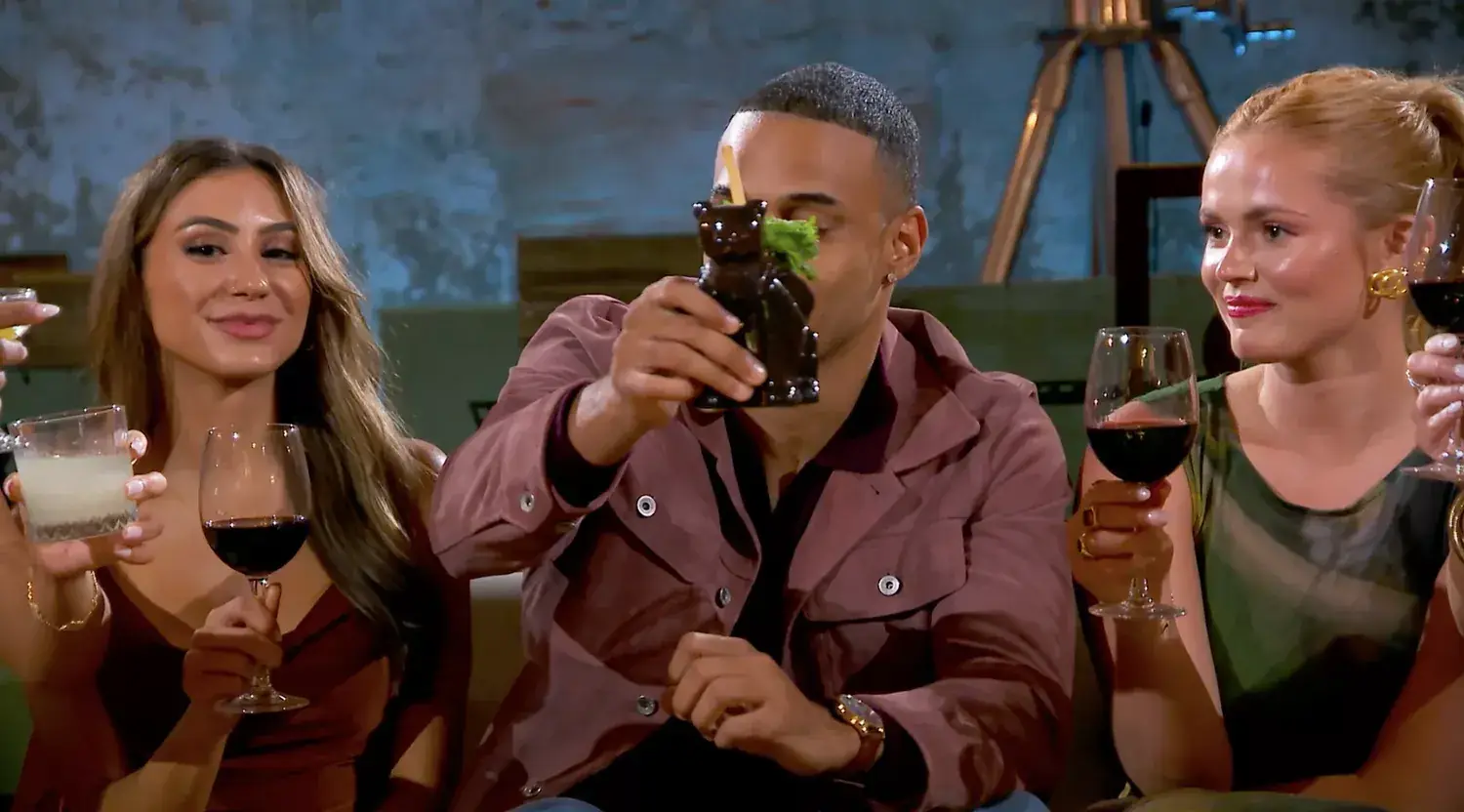 The Bachelor recap: Prom nightmare Related images #19