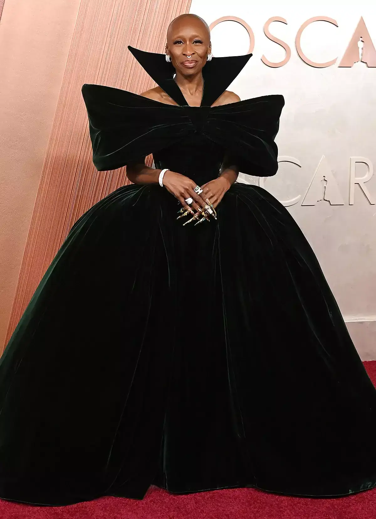 See Wicked cast hit the Oscars: Cynthia Erivo, Ariana Grande, Jeff Goldblum, and more Related images #4